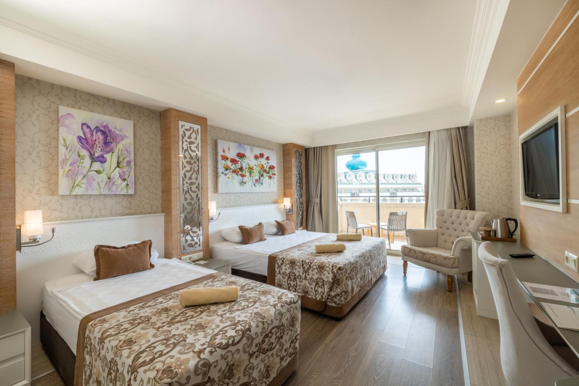 Quarto Standard com Cama de Casal ou 2 de Solteiro e Vista do Mar